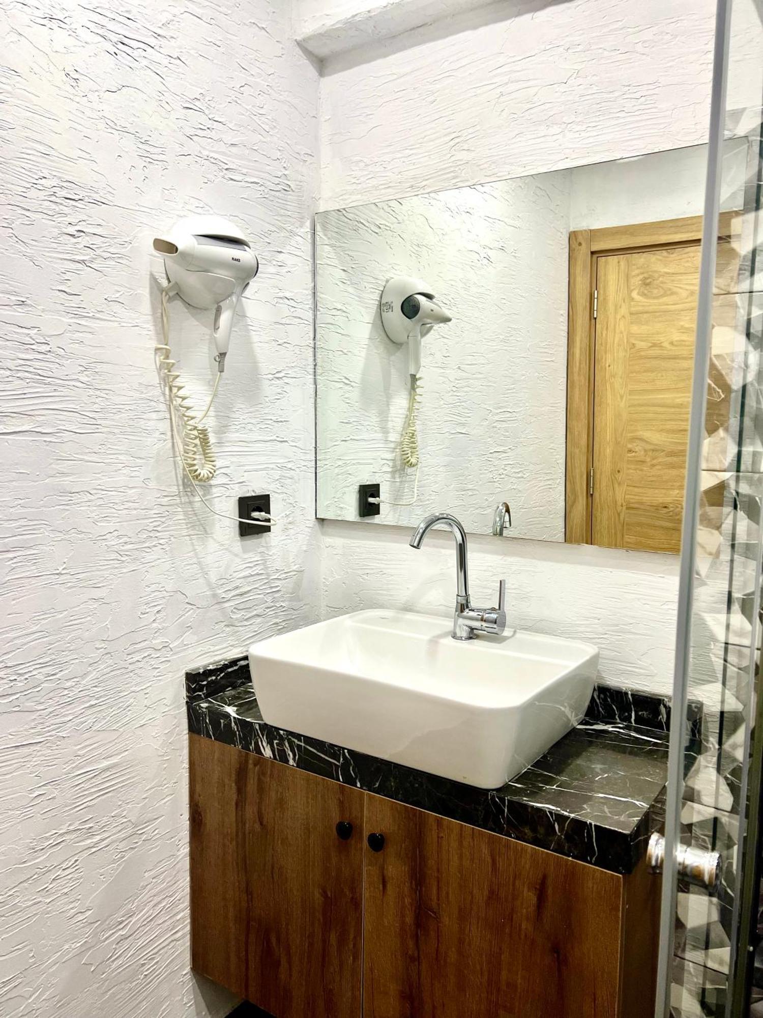 Besiktas Guest House イスタンブール エクステリア 写真