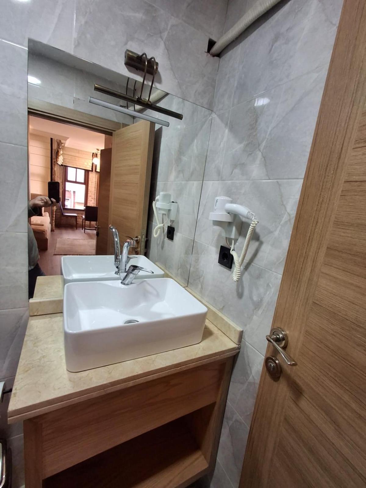 Besiktas Guest House イスタンブール エクステリア 写真
